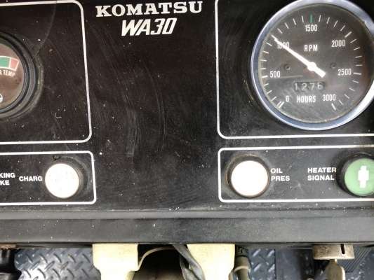 ขายรถตัก KOMATSU WA30-2 เครื่อง3 สูบ ระบบเลี้ยวเอวอ่อน 1500 ชม สมบูรณ์พร้อมใช้ครับ FROM JAPAN ติดต่อ 063-9316985 ID LINE : 0639316985