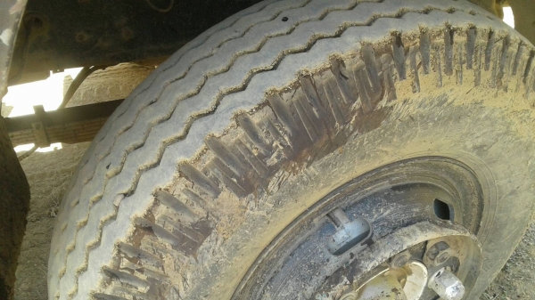 รถสิบล้อฮีโน่227