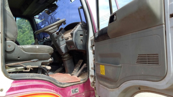 รถสิบล้อฮีโน่227