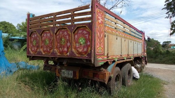 รถสิบล้อฮีโน่227