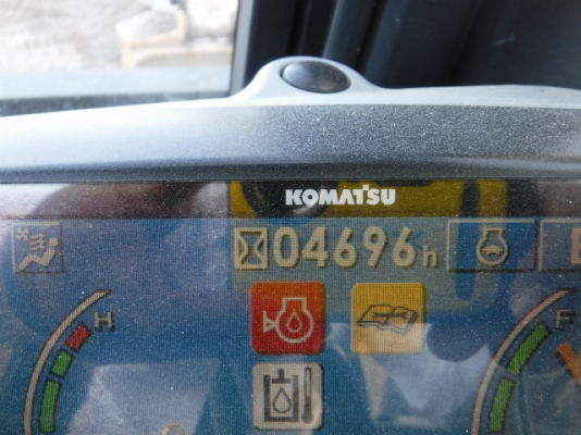 ขาย KOMATSU PC400-8 สภาพสวยพร้อมใช้ สนใจติดต่อ อำพล 090-9694506/ 080-3031241 ขาย KOMATSU PC400-8 สภาพสวยพร้อมใช้ สนใจติดต่อ อำพล 090-9694506/ 080-3031241