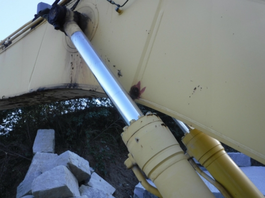 ขาย KOMATSU PC400-8 สภาพสวยพร้อมใช้ สนใจติดต่อ อำพล 090-9694506/ 080-3031241 ขาย KOMATSU PC400-8 สภาพสวยพร้อมใช้ สนใจติดต่อ อำพล 090-9694506/ 080-3031241