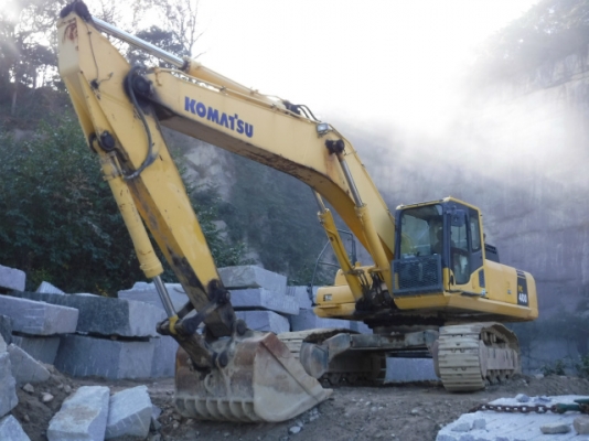 ขาย KOMATSU PC400-8 สภาพสวยพร้อมใช้ สนใจติดต่อ อำพล 090-9694506/ 080-3031241 ขาย KOMATSU PC400-8 สภาพสวยพร้อมใช้ สนใจติดต่อ อำพล 090-9694506/ 080-3031241