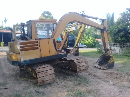 KOMATSU PC 60-2