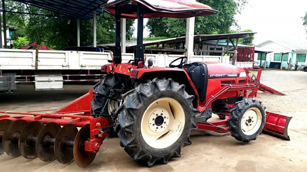 ยันมาร์ 49 แรง รถเดิมๆทั้งคัน สวยๆ เครื้อง เกียร์ ดีมากๆ ยันมาร์ 49 แรง รถเดิมๆทั้งคัน สวยๆ เครื้อง เกียร์ ดีมากๆ