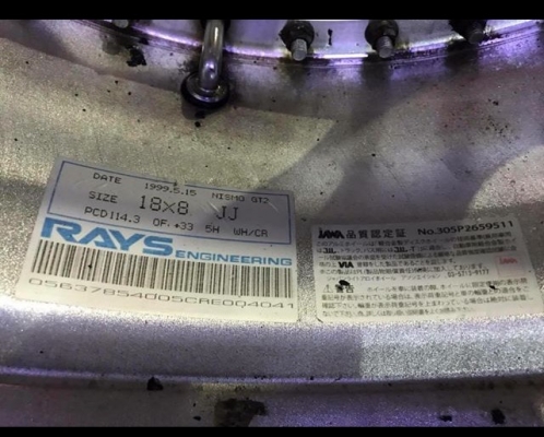 ขายล้อ nismo gt 2ขอบ 18 กว้าง off 33 ล้อสีเดิมทั้ง4ล้อคับ ขาย 28900