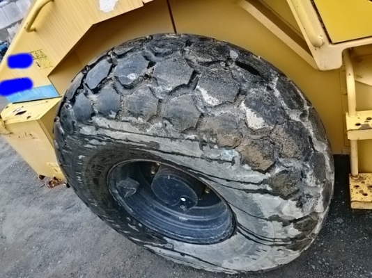 ขายรถบด SAKAI SV512Dนำเข้าจากญี่ปุ่น สนใจติดต่อ อำพล 090-9694506, 080-3031241