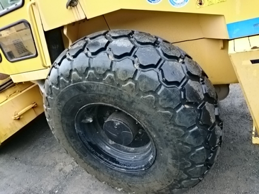 ขายรถบด SAKAI SV512Dนำเข้าจากญี่ปุ่น สนใจติดต่อ อำพล 090-9694506, 080-3031241