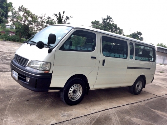 Toyota HIACE ปี 2000