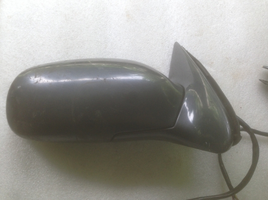 กระจกมองข้างปรับไฟฟ้า