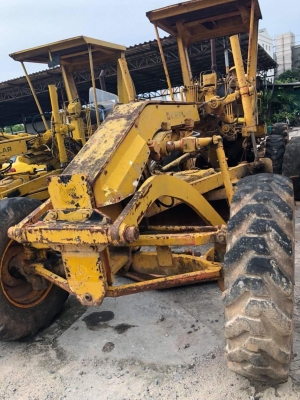 รถเกรด CAT 120G S/N 87V4619