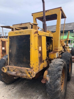 รถเกรด CAT 120G S/N 87V4619