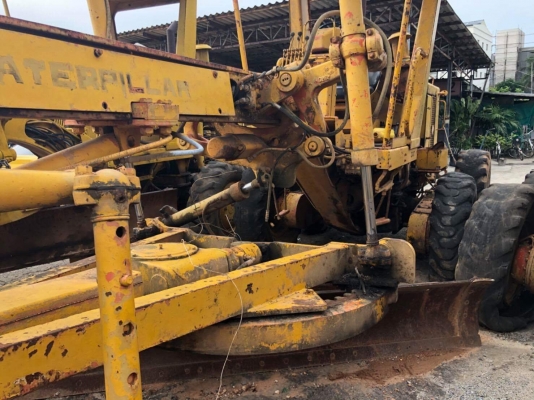 รถเกรด CAT 120G S/N 87V4619