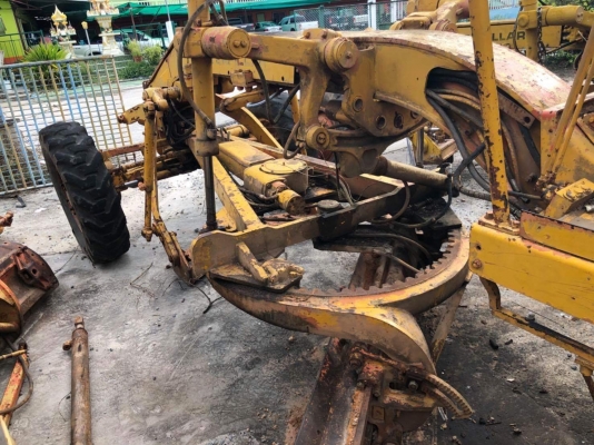 รถเกรด CAT 120G S/N 87V4619