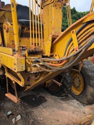 รถเกรด CAT 120G S/N 87V4619