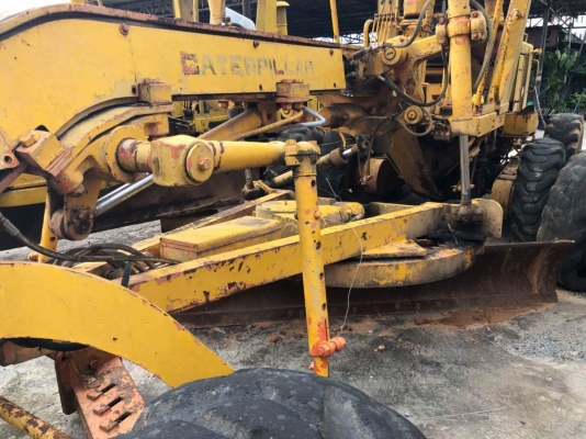 รถเกรด CAT 120G S/N 87V4619