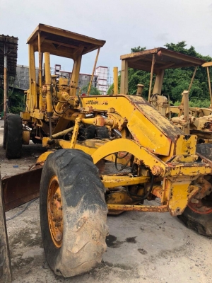 รถเกรด CAT 120G S/N 87V4619