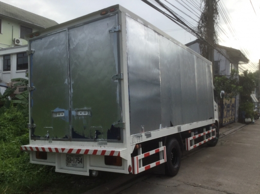 ตู้เย็นปรับอากาศ HINO MECA สภาพสวย ยาว 5.5ม. (ทาสีทับ สติ๊กเกอร์ลอกออกก็สวยแล้ว) ขาย 85,000บาท ศุภากร 081-4252943,089-5367218 ตู้เย็นปรับอากาศ HINO MECA สภาพสวย ยาว 5.5ม. (ทาสีทับ สติ๊กเกอร์ลอกออกก็สวยแล้ว) ขาย 85,000บาท ศุภากร 081-4252943,089-5367218