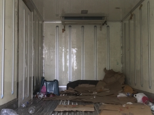 ตู้เย็นปรับอากาศ HINO MECA สภาพสวย ยาว 5.5ม. (ทาสีทับ สติ๊กเกอร์ลอกออกก็สวยแล้ว) ขาย 85,000บาท ศุภากร 081-4252943,089-5367218 ตู้เย็นปรับอากาศ HINO MECA สภาพสวย ยาว 5.5ม. (ทาสีทับ สติ๊กเกอร์ลอกออกก็สวยแล้ว) ขาย 85,000บาท ศุภากร 081-4252943,089-5367218