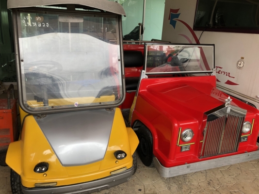 .......ขาย รถ GOLF โบราญ ROYAL สภาพใหม่มาก เป็นตัวสั่งมาจากนอก ..........