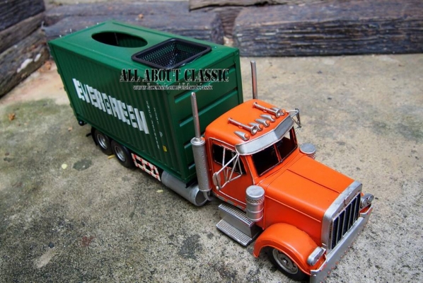 โมเดลรถตู้คอนเทนเนอร์สินค้า ขนาดใหญ่ เปิดปิดได้ งานสวยมาก