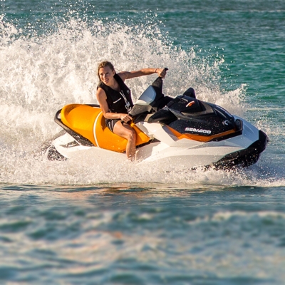 เจ็ทสกีสำหรับมือใหม่ ขี่ได้ง่ายๆราคาไม่แรง