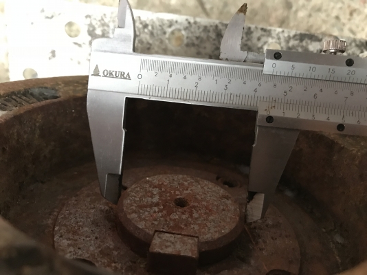 ขายหัวเกียร์ทดรอบ Cycro drive Sumitomo อัตราทด 1:51 made in Japan เพลาออกเกือบ 4นิ้ว ใส่กับมอเตอร์ 25HP. เพลาออกประมาณ 28รอบต่อนาที แรงบิดเยอะ สภาพสวยมาก หมุนนิ่ม พร้อมใช้งาน