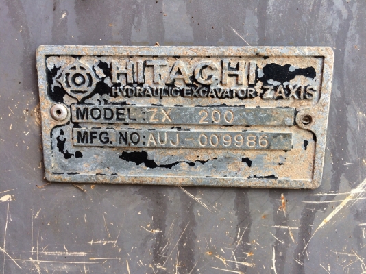 ขายด่วน HITASHI ZX200-1 สภาพพร้อมใช้งาน เครื่องปั้มดี เอกสารเล่มทะเบียน สนใจสอบถาม 093 0764943  คุณ ตั้ม
