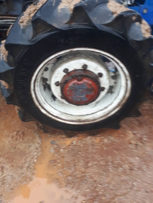 ขาย 7740 สี่สูบเทอร์โบ เก่านอกปีเดียว ขาย 7740 สี่สูบเทอร์โบ เก่านอกปีเดียว