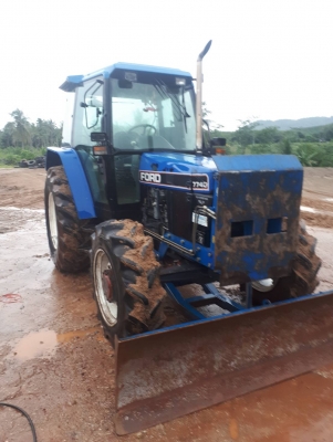 ขาย 7740 สี่สูบเทอร์โบ เก่านอกปีเดียว ขาย 7740 สี่สูบเทอร์โบ เก่านอกปีเดียว