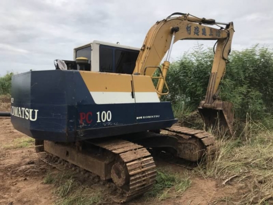 ขายด่วน KOMATSU PC100-5 สภาพสวยพร้อมใช้งาน เครื่องปั้ม ดีเยี่ยม แรงเร็วไม่มีโหลด เอกสารใบอินวอยซ์ แอร์เย็น สนใจสอบถาม 093 0764943 คุณ ตั้ม