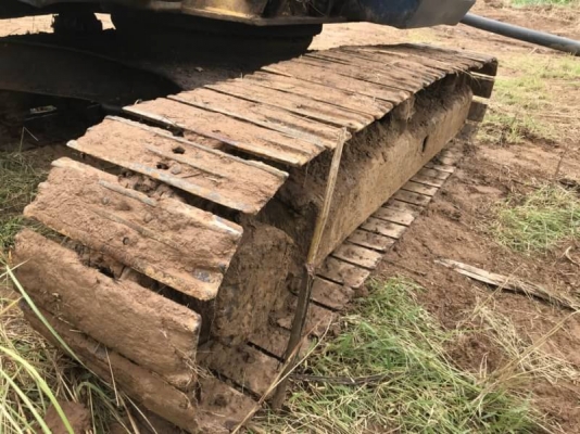 ขายด่วน KOMATSU PC100-5 สภาพสวยพร้อมใช้งาน เครื่องปั้ม ดีเยี่ยม แรงเร็วไม่มีโหลด เอกสารใบอินวอยซ์ แอร์เย็น สนใจสอบถาม 093 0764943 คุณ ตั้ม