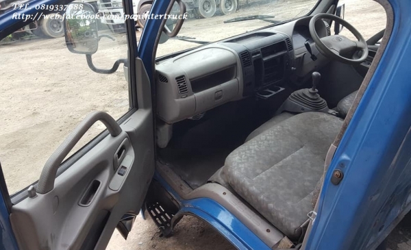 FROM JAPANหัวเก๋งรถบรรทุก4ล้อใหญ่,6ล้อเล็ก CABIN TOYOTA DYNA LY235R ,200-300 (ตาหวาน/รุ่นยกหัวไม่ได้) สินค้าเก่านอก ขายตามสภาพ ราคาเพียง 42,000 บาท