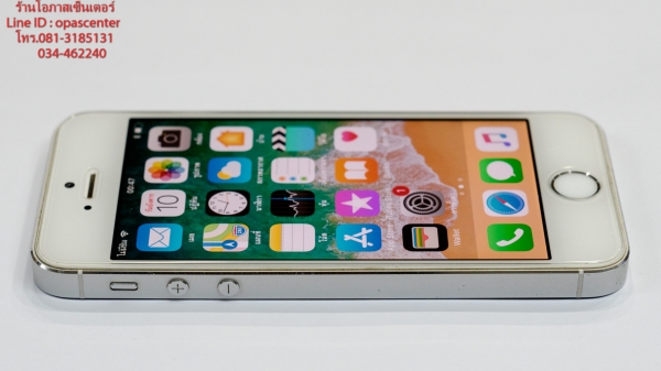 iphone 5S 16 GB สีเงิน สภาพใหม่ มีที่ชาร์ท ส่งฟรี