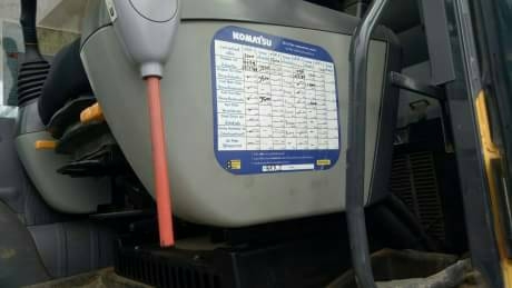 ฟรีดาวน์จัดไฟแนนซ์ได้เต็ม KOMATSU PC200-8 ไมล์ 6000 ชม.ราคา 1500000