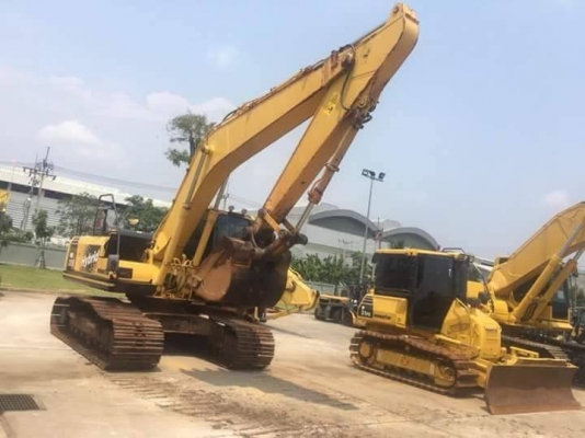 ฟรีดาวน์จัดไฟแนนซ์ได้เต็ม KOMATSU PC200-8 ไมล์ 6000 ชม.ราคา 1500000