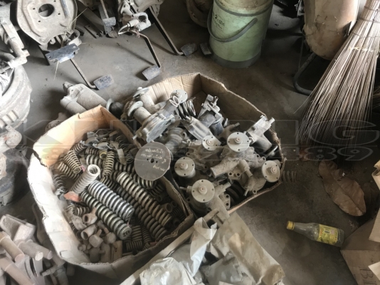ขายด่วน อะไหล่เก่ารถ  ขายเหมาเป็นกิโลละ18บาท มีประมาณ 4 ตัน คับ