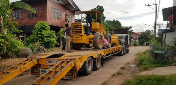 ขายรถตักKOMATSU JH30 แขนยาว เอวอ่อนสภาพพร้อมใช้งานปั๊มแรง บุ๋งกี๋ใหญ่ ขายรถตักKOMATSU JH30 แขนยาว เอวอ่อนสภาพพร้อมใช้งานปั๊มแรง บุ๋งกี๋ใหญ่