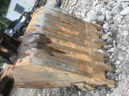 ขายแยกอะใหล่ CAT320V2 (แยกอะใหล่ครับ)