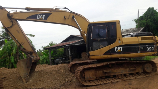 ขายแยกอะใหล่ CAT320V2 (แยกอะใหล่ครับ)