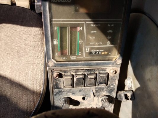 ขายด่วนSK60(มากที) ไฟฟ้ามี เอกสารอินวอย แอรหนาว สภาพพร้อมใช้ ขายด่วนSK60(มากที) ไฟฟ้ามี เอกสารอินวอย แอรหนาว สภาพพร้อมใช้