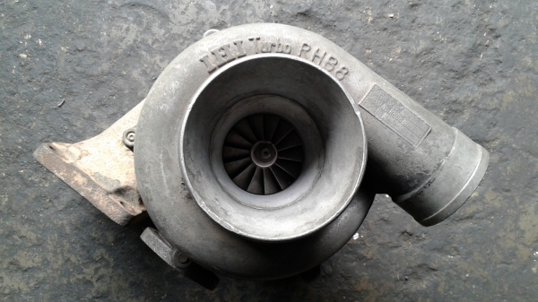 เทอร์โบ นิสสัน Pe6