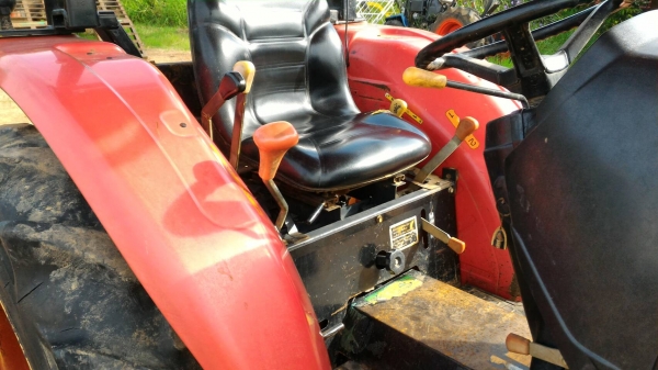 ขายรถไถ YANMAR EF393T พร้อมดันหน้า+ผาน6 ราคา 240,000 เครื่องดี ยางหน้าใหม่ เปลี่ยนถ่ายของเหลวพร้อมกรอง พร้อมใช้งาน ราคาต่อรองได้ครับ มีบริการขนส่งทั่วไทย สอบถามได้ครับ ร้านสามย่านแทรคเตอร์ 0897489639 ,0899347475 line= 0897489639 / 0899347475 ขายรถไถ YANMAR EF393T พร้อมดันหน้า+ผาน6 ราคา 240,000 เครื่องดี ยางหน้าใหม่ เปลี่ยนถ่ายของเหลวพร้อมกรอง พร้อมใช้งาน ราคาต่อรองได้ครับ มีบริการขนส่งทั่วไทย สอบถามได้ครับ ร้านสามย่านแทรคเตอร์ 0897489639 ,0899347475 line= 0897489639 / 0899347475