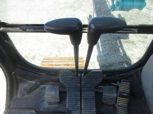 ขาย KOBELCO SK200-8 # YN12 สภาพสวยพร้อมใช้ สนใจติดต่อ อำพล 090-9694506/ 080-3031241 ขาย KOBELCO SK200-8 # YN12 สภาพสวยพร้อมใช้ สนใจติดต่อ อำพล 090-9694506/ 080-3031241