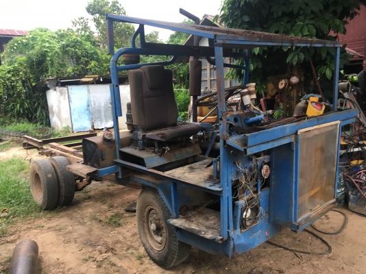 ขายรถหกล้อยกคัน49000บาทแยกเครื่อเกียร์39000บาทแยกหัวคัขขี12000บาท0854997911ค้อวัง ยโสธร