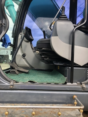 รถแบคโฮ Kobelco รุ่น SK200-8  Super X  7,700 ชั่วโมง