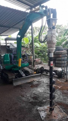 ขายรถสว่านเจาะดิน Komastu 20-7 เครื่อง 3D84 ขายรถสว่านเจาะดิน Komastu 20-7 เครื่อง 3D84