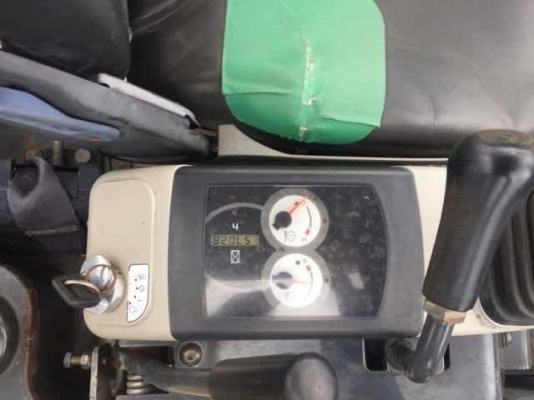 Komatsu PC30MR-3 นำเข้าจากญี่ปุ่น โทร. 080-6565422 (หนิง)