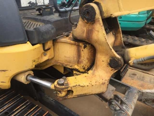 Komatsu PC30MR-3 นำเข้าจากญี่ปุ่น โทร. 080-6565422 (หนิง)