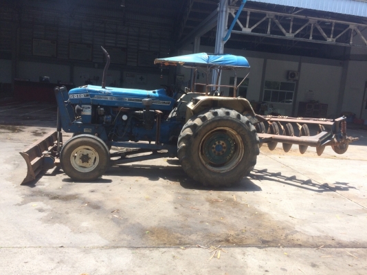 ขายด่วน !! FORD 6610 + ใบดัน +ผาน 6 ไม่มีเล่มเสื้อลาย แท้เต็มตัวครับ